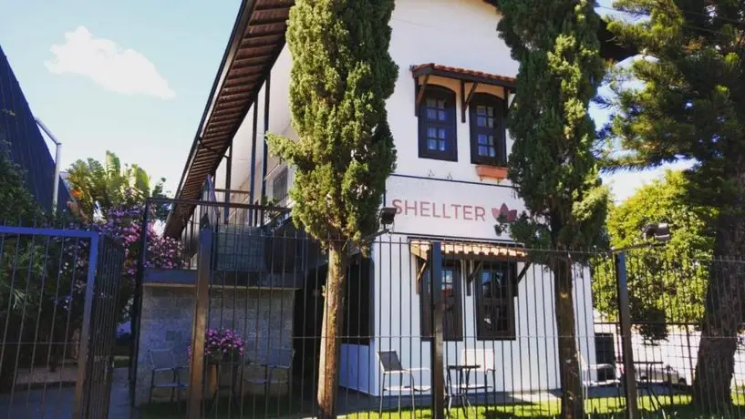 Shellter Hotel