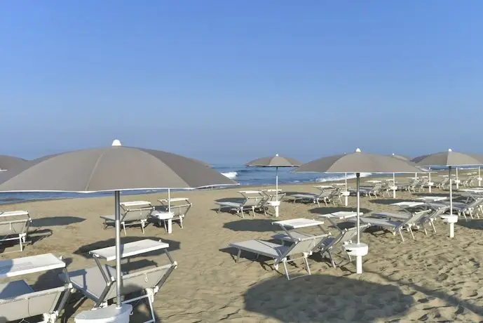 Paestum Inn Beach Resort 