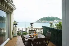 Breathtaking views from terrace in Luxury apartment 