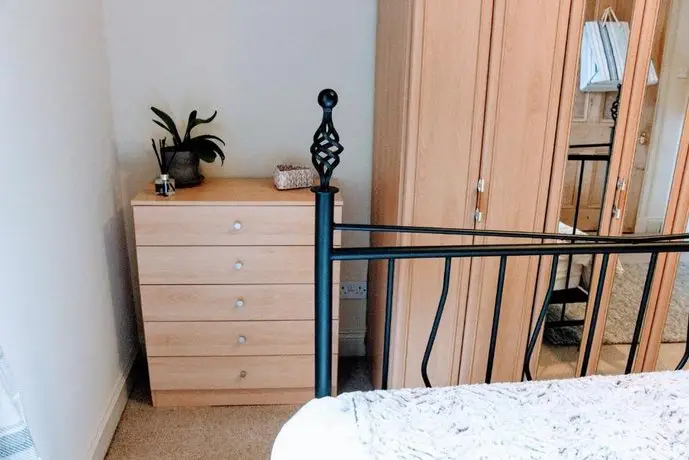 1 Bedroom Apartment In Central Edinburgh Sleeps 2 