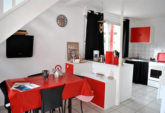 Appartements tourisme meubles Com'in Medoc 