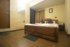 OYO 9454 Hotel Golden Leaf 