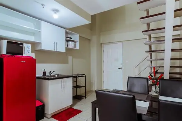 Stunning Spacious Downtown Manila Loft by Overnight Manila 