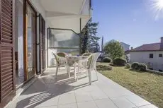 Apartments Rabac 828 