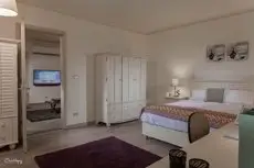 Mirage Smouha 