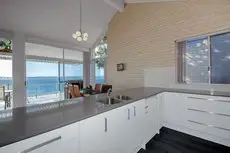 Classic View 2/49 Victoria Parade 