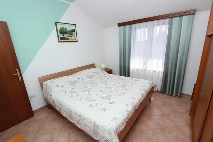 Apartments Dana & Stelio
