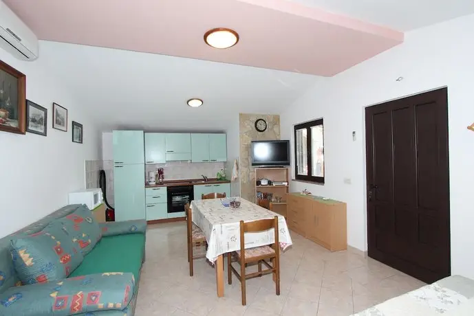 Apartments Dana & Stelio