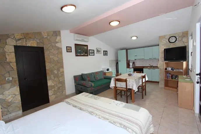 Apartments Dana & Stelio