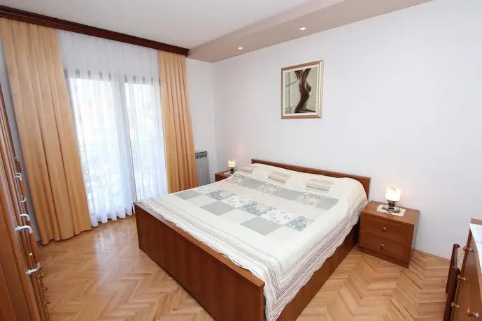 Apartments Dana & Stelio