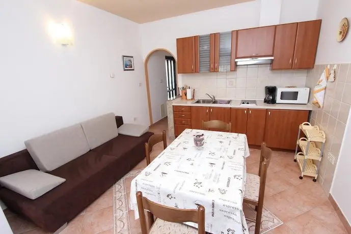 Apartments Dana & Stelio