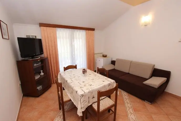 Apartments Dana & Stelio
