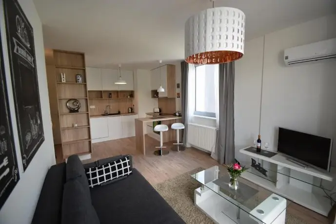 Apollis Apartman 