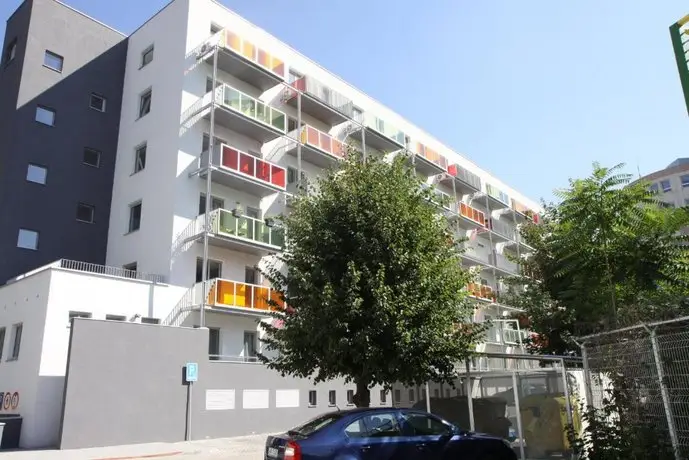 Apollis Apartman 
