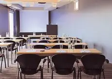 Standing Hotel Suites by Actisource 