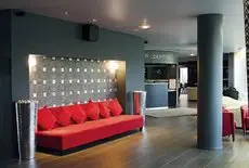 Standing Hotel Suites by Actisource 