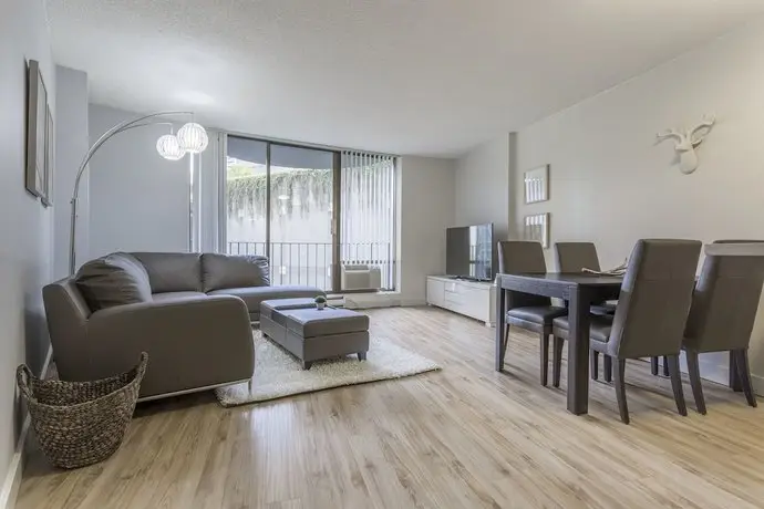 Domicile Suites at Cove