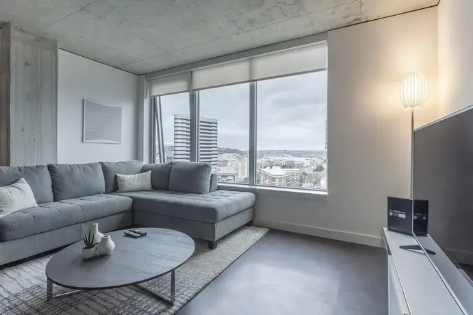Domicile Suites at Cove