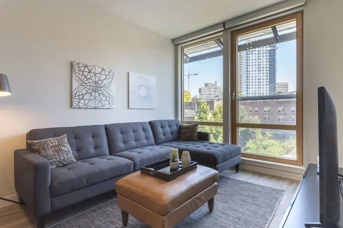 Domicile Suites at Cove