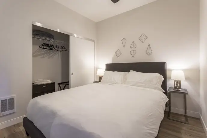Domicile Suites at Cove