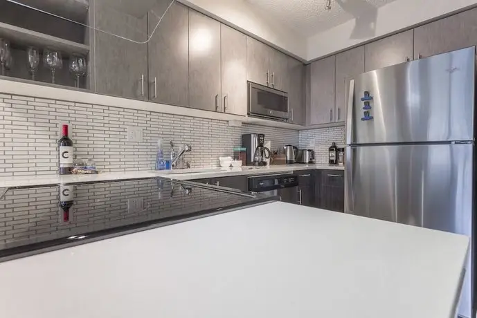 Domicile Suites at Cove