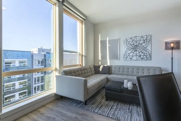 Domicile Suites at Cove