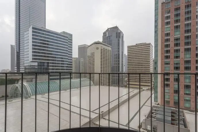 Domicile Suites at Cove