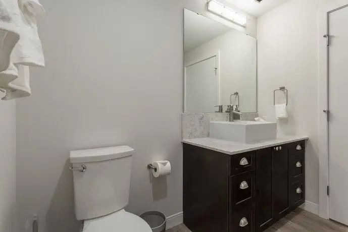 Domicile Suites at Cove