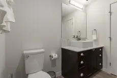 Domicile Suites at Cove