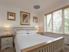 No 3 Highgrove Mews - Wanderlust Retreats 