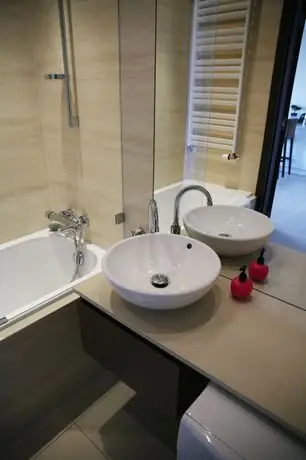 Flow Apartments