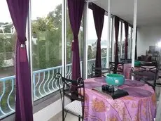 Midi Terrace 
