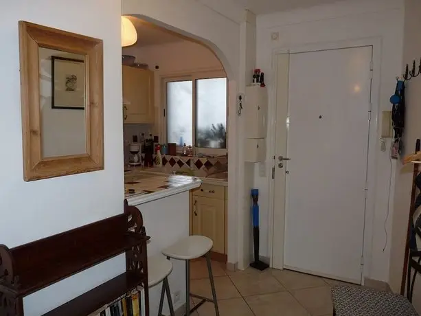 Midi Terrace 
