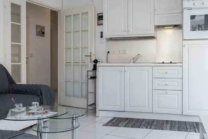 Victoria Beach Apartment by Connexion 