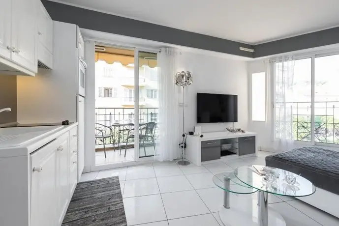 Victoria Beach Apartment by Connexion 