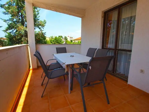 Apartments Marija 85