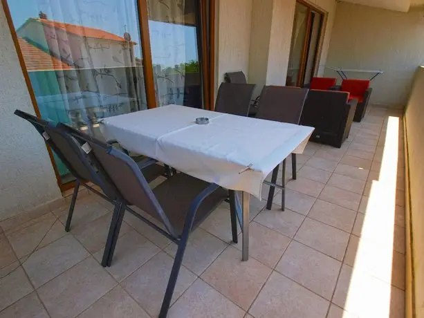 Apartments Marija 85