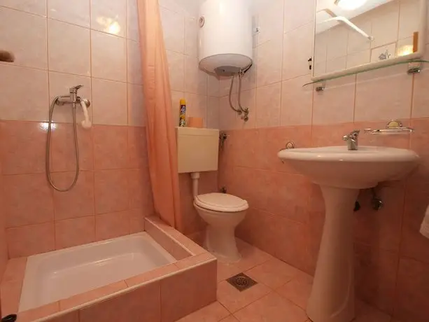 Apartments Marija 85