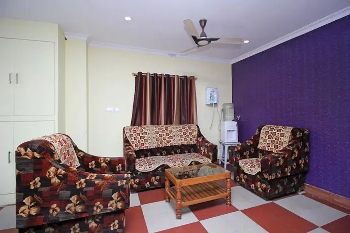 OYO 8346 LazyStays 