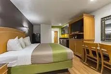 Studio 6 Plano 