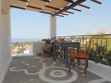 Unique traditional sea view house 