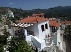 Unique traditional sea view house 