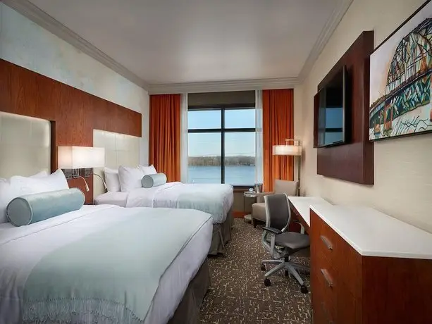 The Merrill Hotel & Conference Center Muscatine a Tribute Portfolio Hotel 
