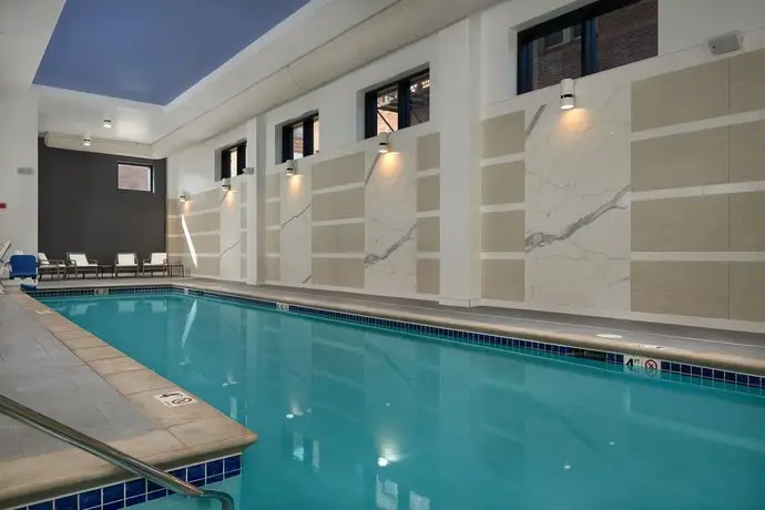 The Merrill Hotel & Conference Center Muscatine a Tribute Portfolio Hotel 
