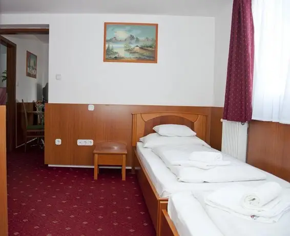 Hotel Rozsa Csarda Bungalow Apartman 