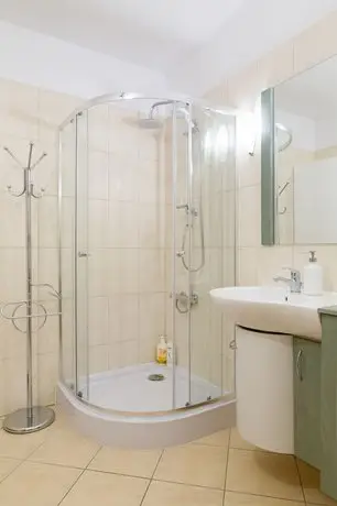Apartments Grzybowska by City Quality 
