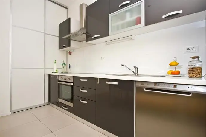 Sunshine Apartment Bacvice 