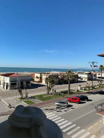 Vista mare Viareggio