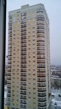 Apartments Bratskaya 27/3