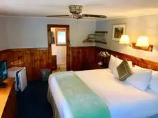 Kennebunkport Motor Lodge 